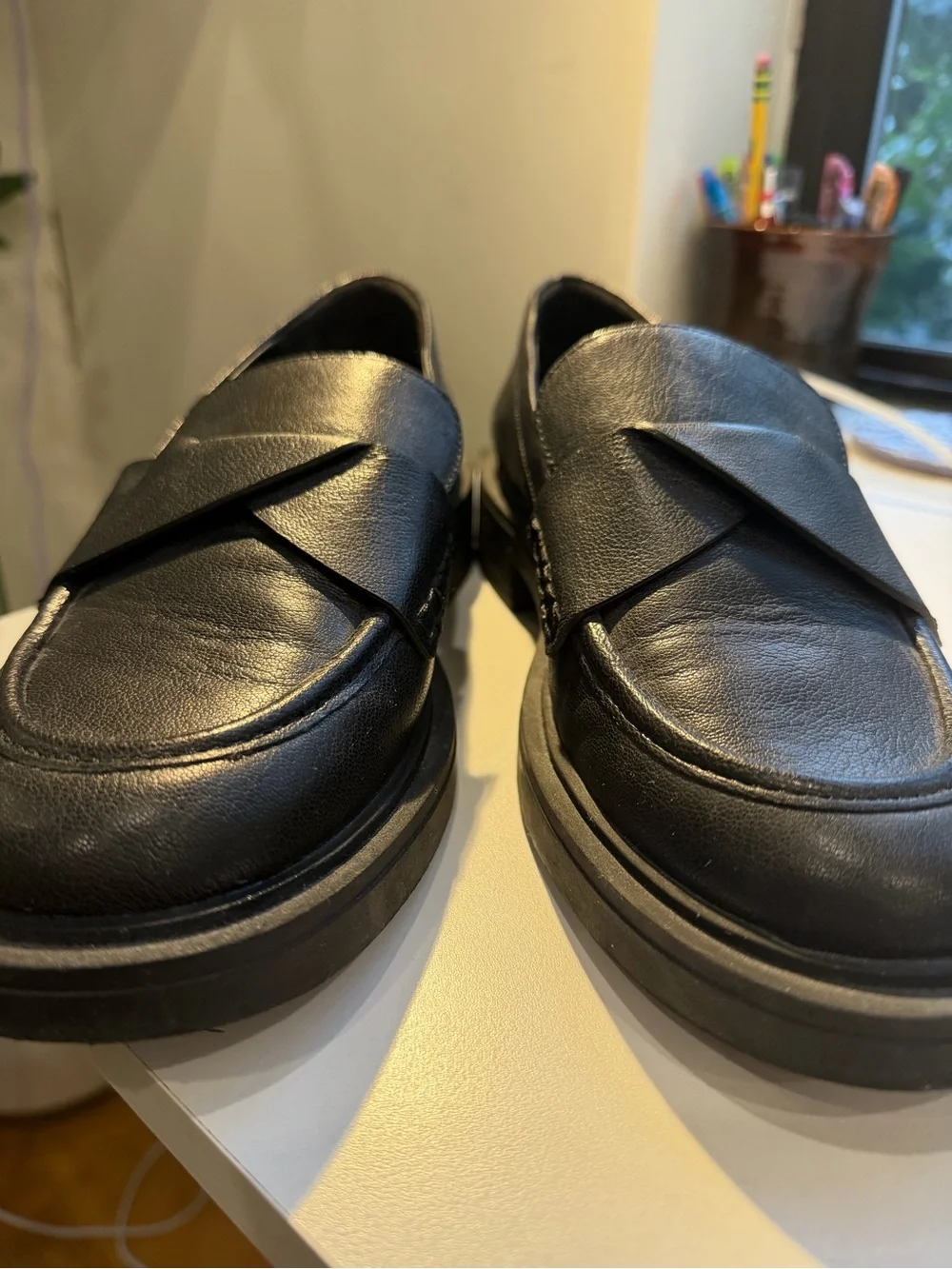 AEROSOLES Womens Black Leather Garett Penny Loafer